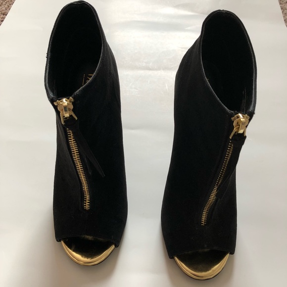 Open Toe Booties with Gold Detail - Picture 2 of 8
